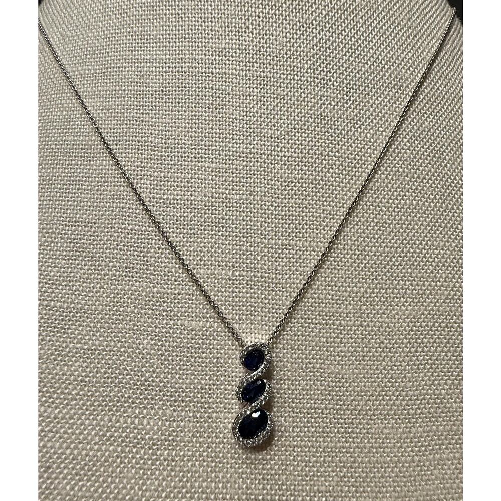 Vintage Sterling Silver authentic Sapphire Pendant Necklace 16”